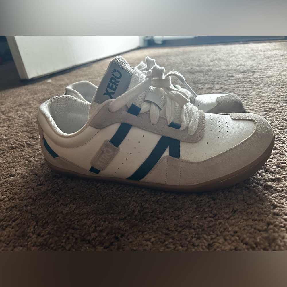XERO Kelso barefoot women shoe